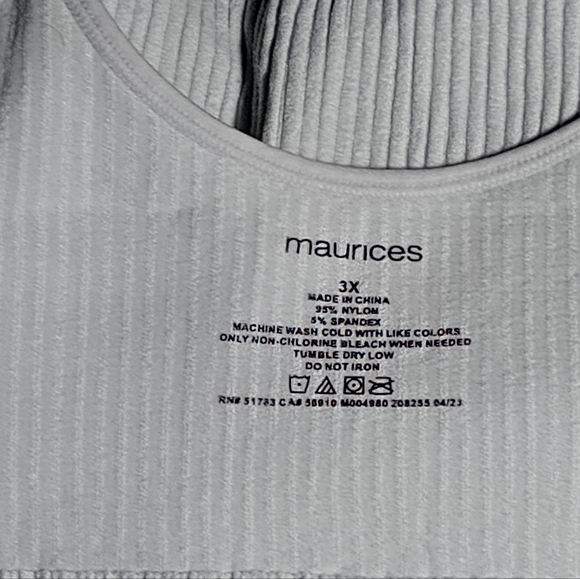 Women's sports bra - Picture 4 of 7